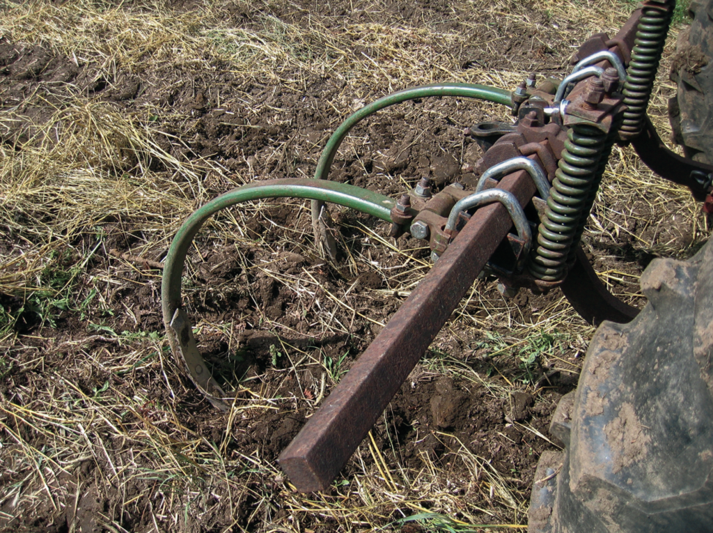 chisel plow